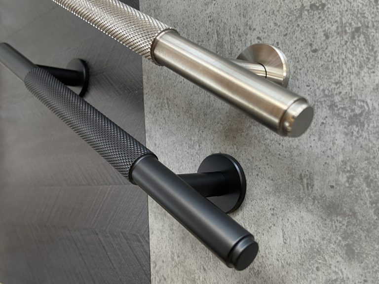 how to choose the diamond knurled handle pulls?